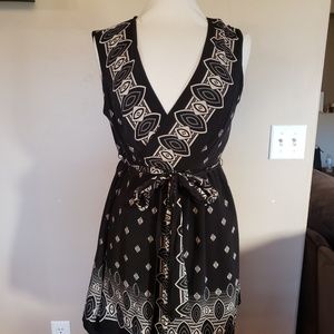 Black patterned mini